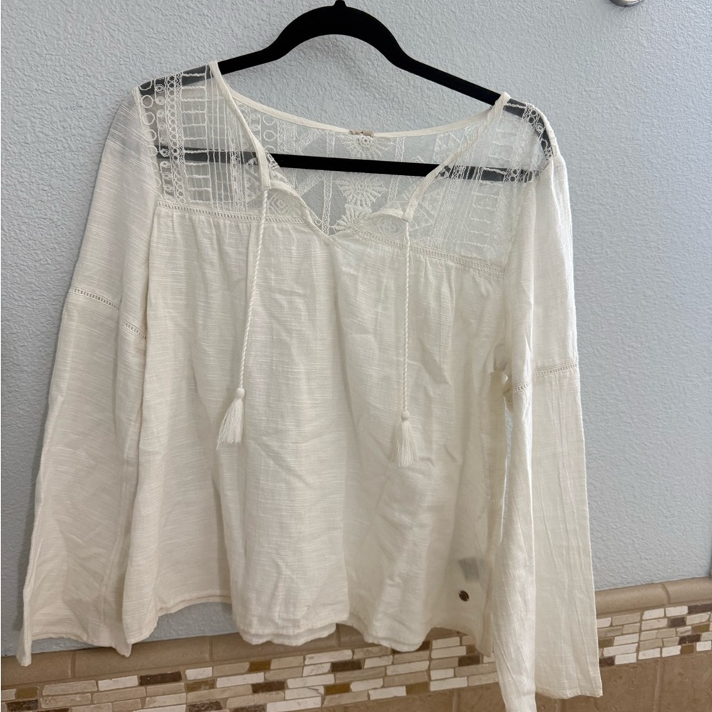 Roxy Lightweight Cream Lace Yoke Peasant Blouse with Tassel Tie